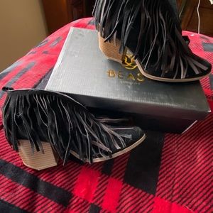 Beast design Fringe Bootie